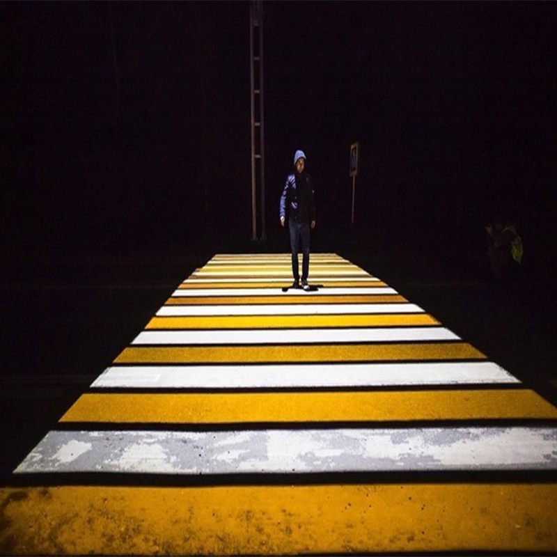 Glowing crosswalk projection lights