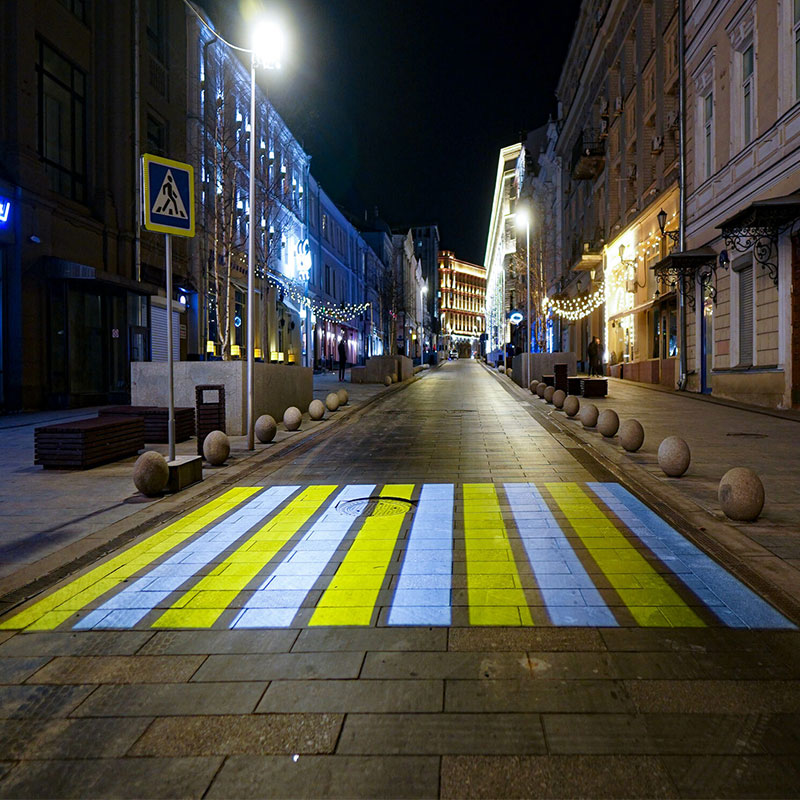 Why Go for Our High-brightness Zebra Crossing Projector Light? It Works Quickly & Is 50% Brighter Than Regular Models