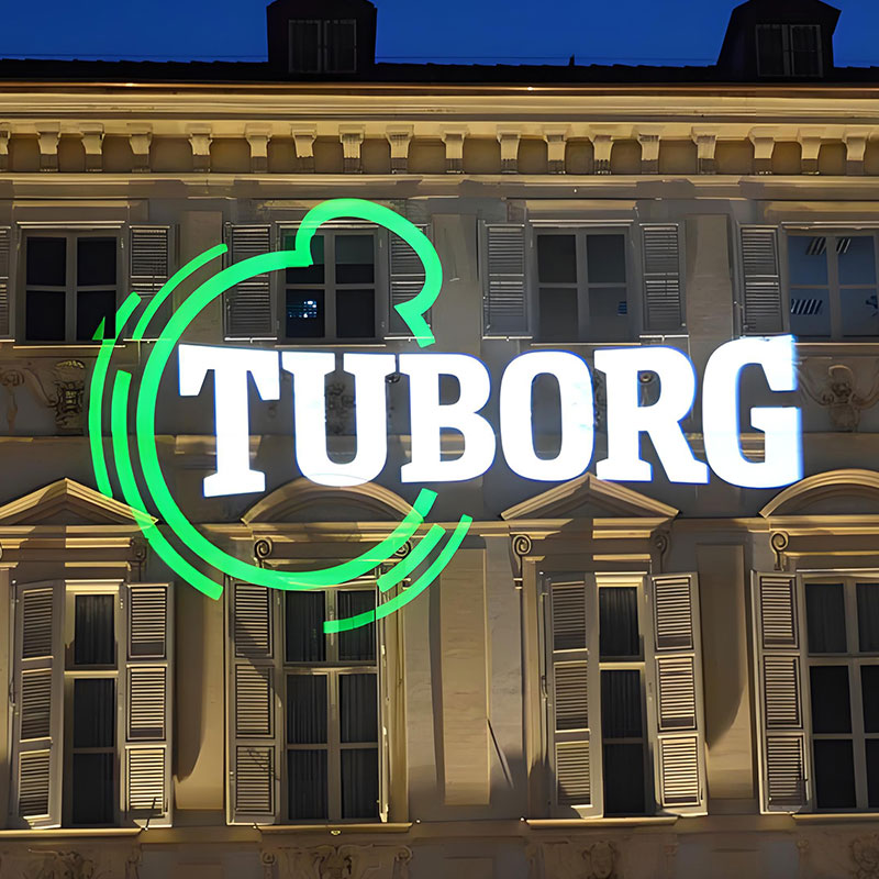 High-Power Gobo Projector (300W): 100m Range for Large-Space Projections